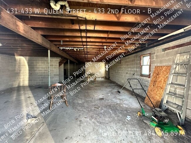 Primary Photo - 431-433 W. Queen Street - 433 2nd Floor-B