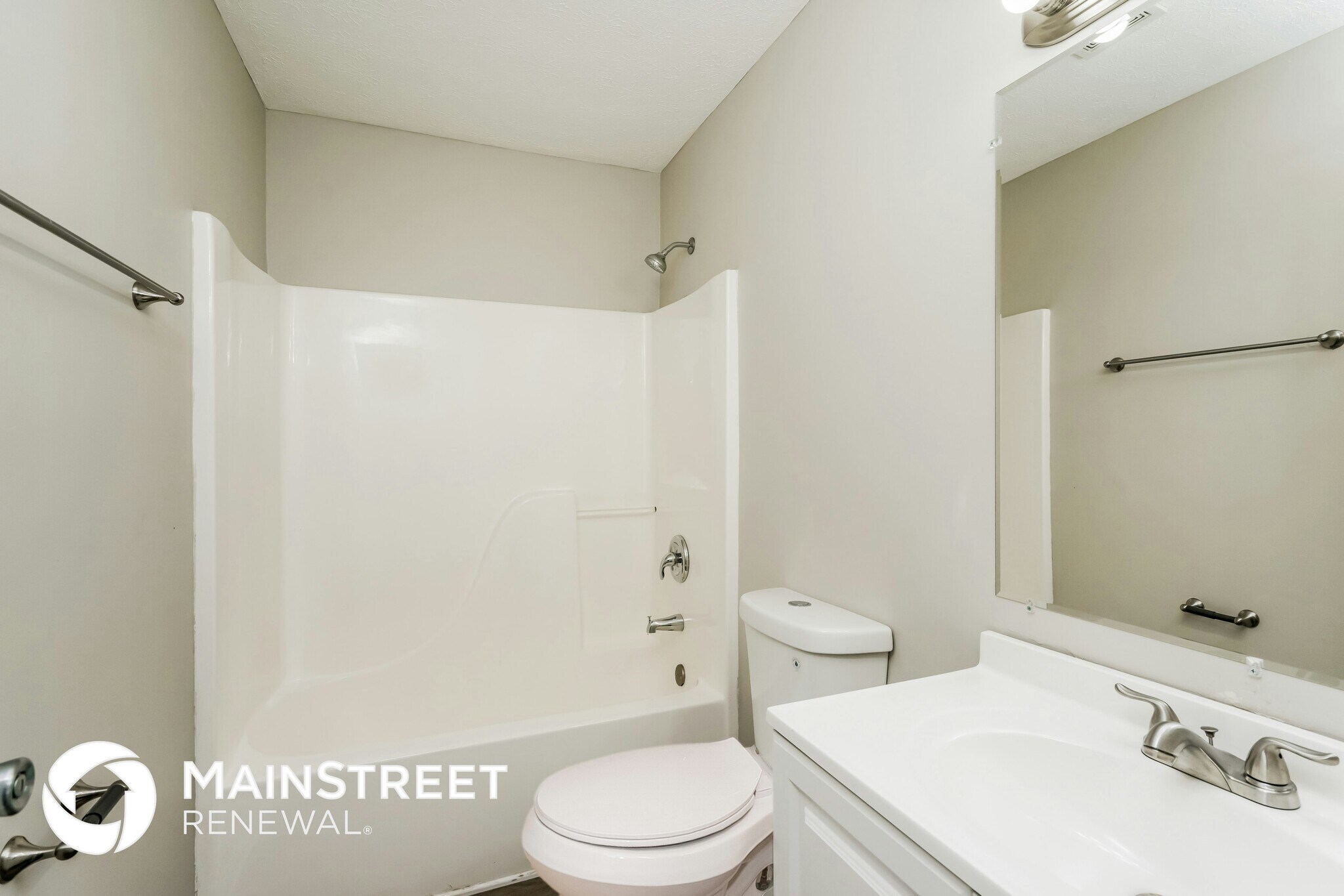 Building Photo - 8906 Greenmoore Dr