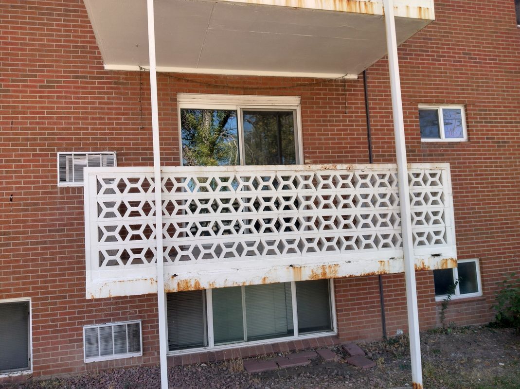 Building Photo - 1994 Elmira St