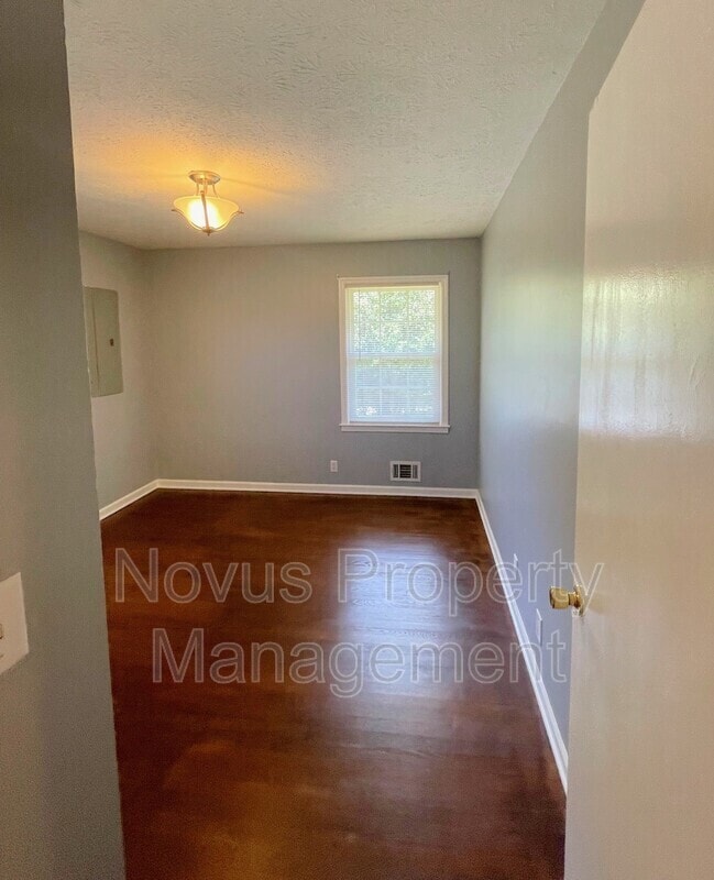 Building Photo - 271 Castleman Rd
