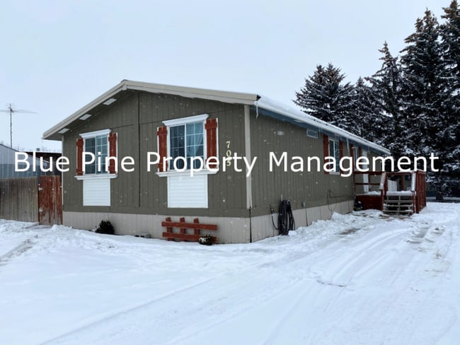 Primary Photo - 705 Eve Dr