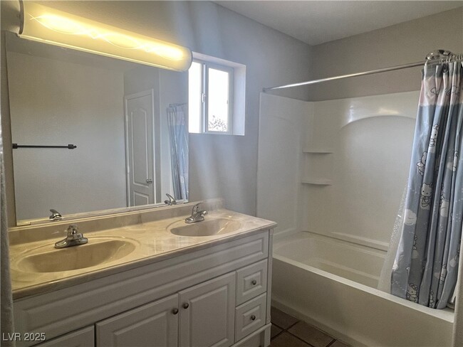 Building Photo - 9702 Maple Sugar Leaf Pl