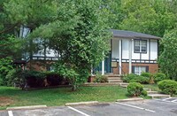 Building Photo - Olde English II (Patriot Eve)