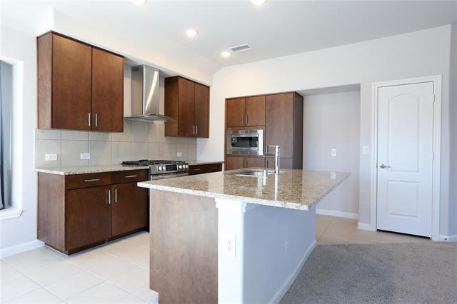 Building Photo - 640 Highberry Dr
