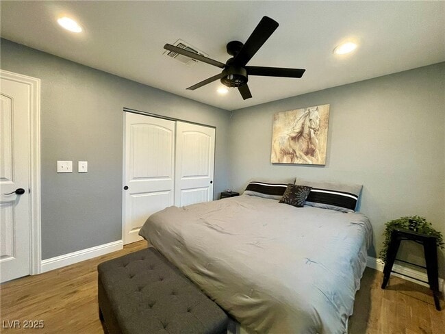 Building Photo - 2246 Windsor Dr