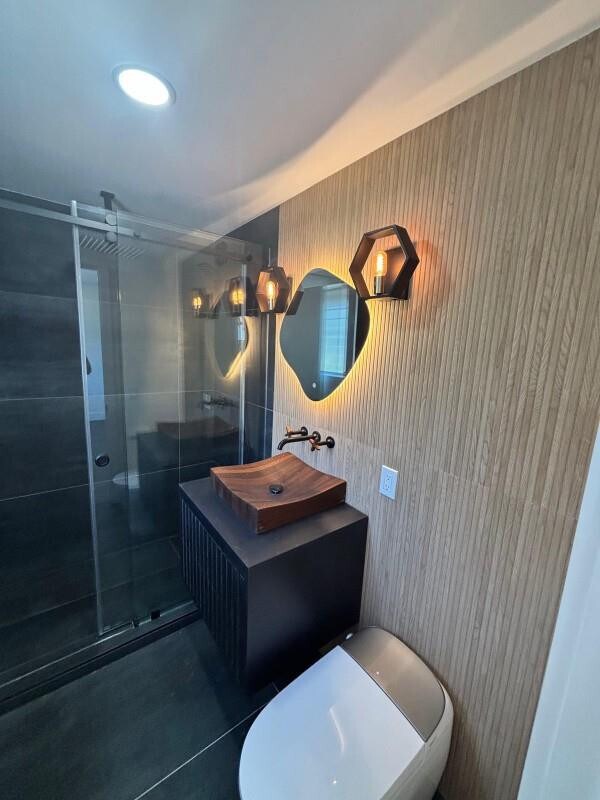 Building Photo - 10170 Collins Ave