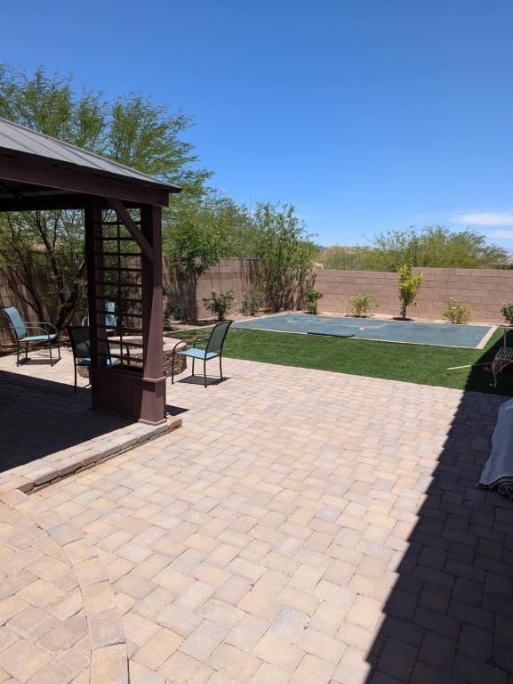Building Photo - 10242 S Pantano Knolls Dr