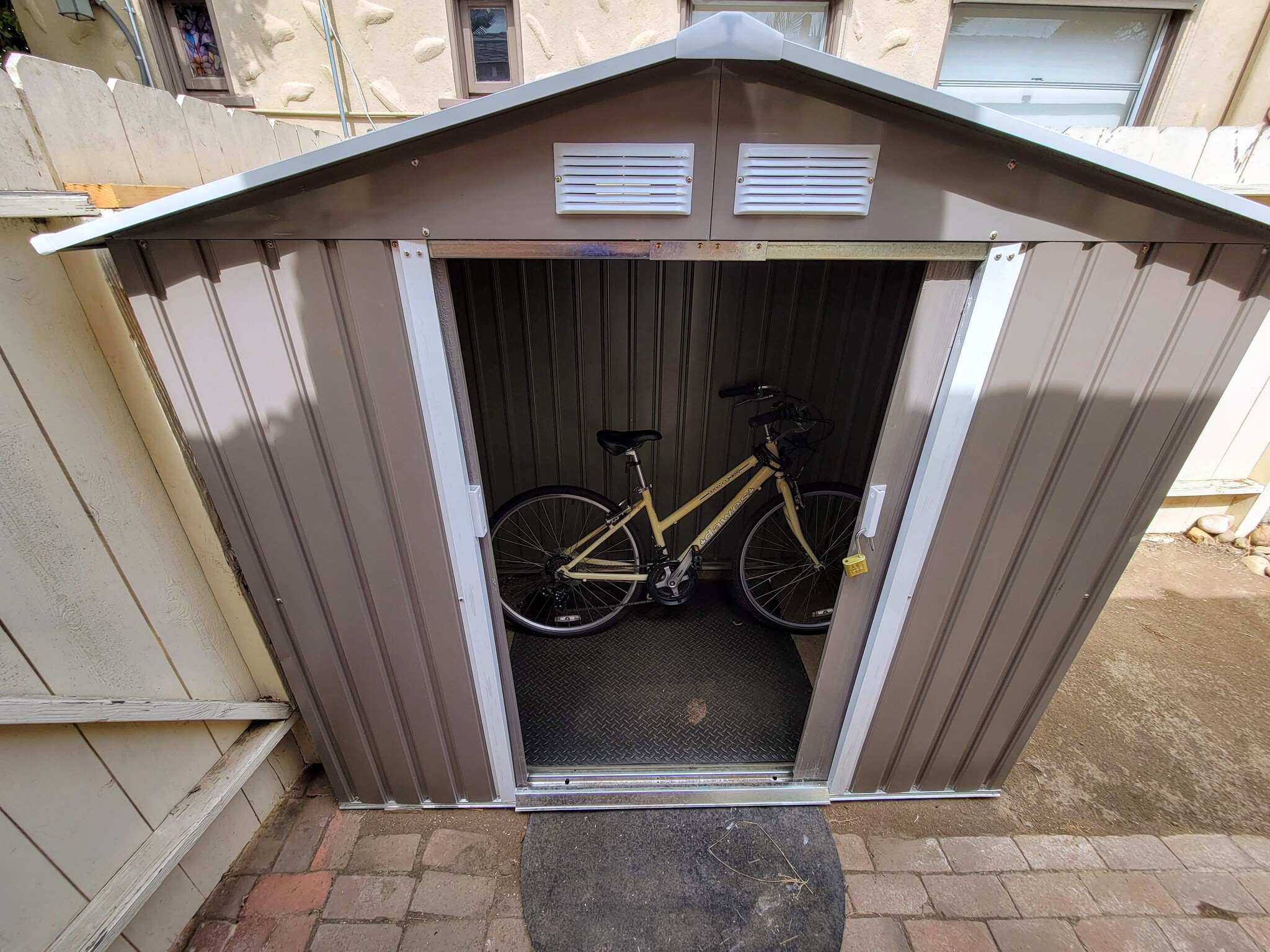 Go surfing - 4649 W Point Loma Blvd