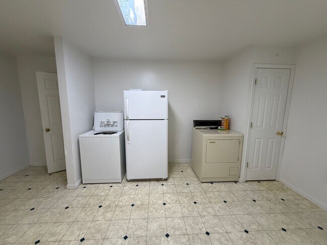 Building Photo - Nice 2-Bedroom Single Family Home Available in Ligonier