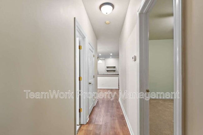 Building Photo - 1505 Whitby Ln