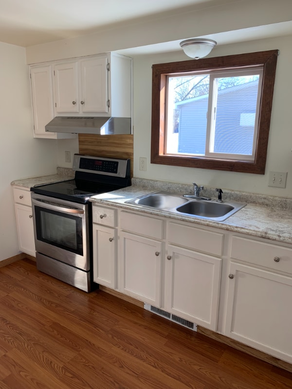 Building Photo - 2633 Shorehaven Ln