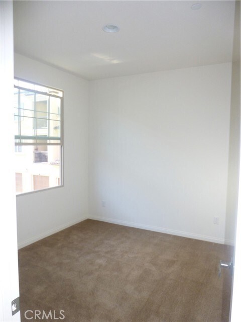 Building Photo - 50 Capricorn