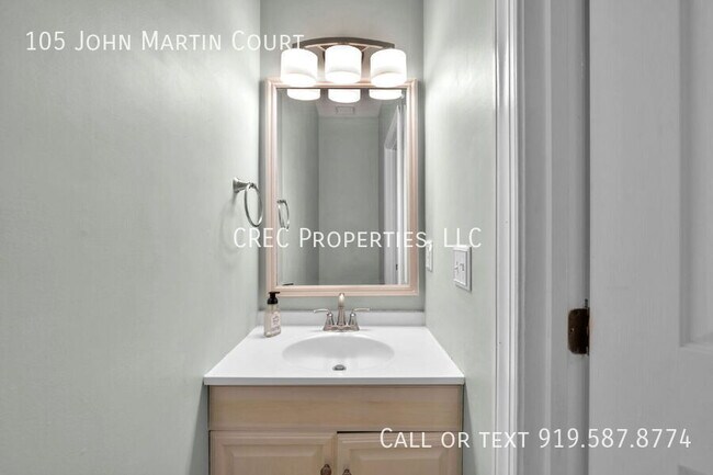 Building Photo - 105 John Martin Ct