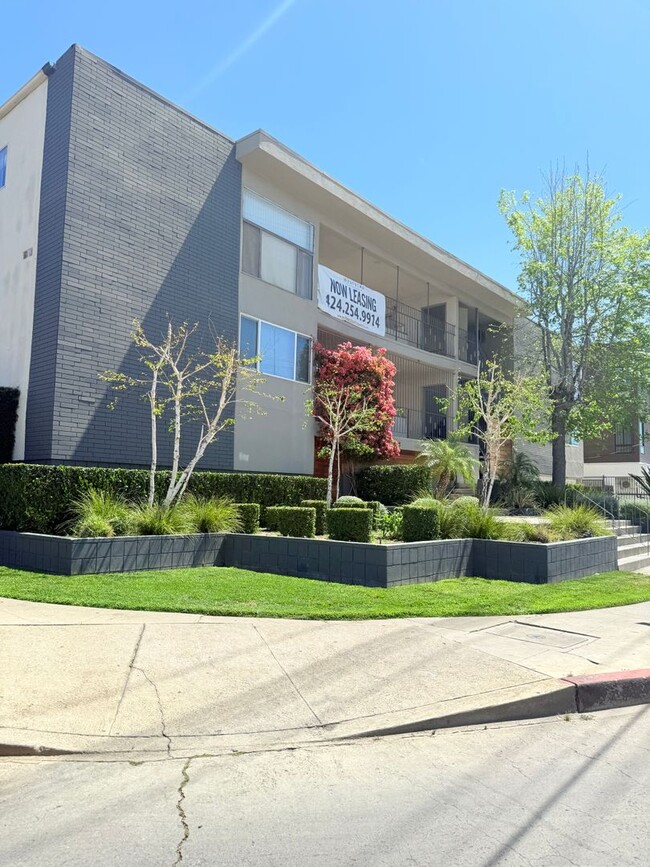 Primary Photo - Beautiful 1 bedroom 1 bath!!! Must see! Mo...