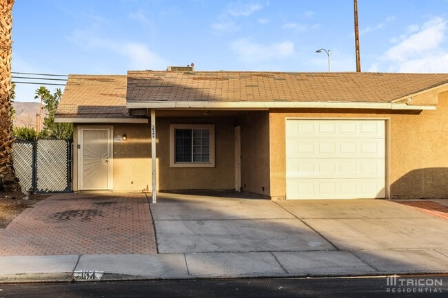 Primary Photo - 104 Edelweiss St