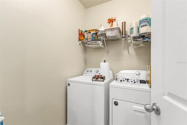 Building Photo - 7177 W Lenox Cir