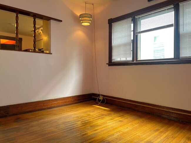 Building Photo - 24 Briggs Ave