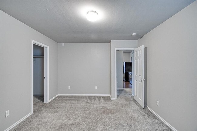 Building Photo - 1325 Quartz Pl