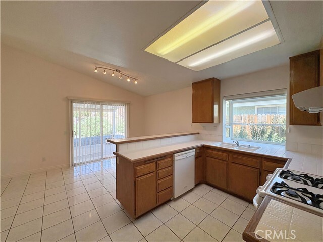 Building Photo - 9962 Palo Alto St