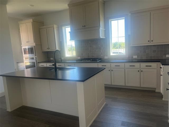 Building Photo - 15605 Millwood Trl