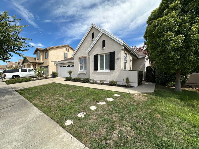 Building Photo - 5592 Plumbridge Way