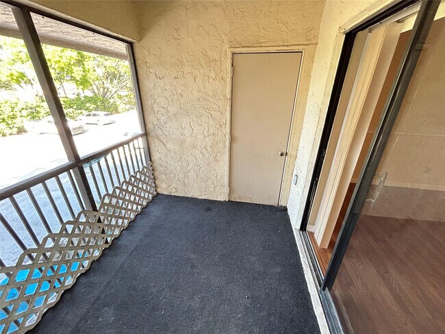 Building Photo - 3571 NW 94th Ave