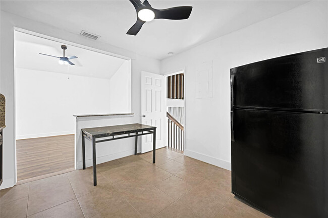 Building Photo - 1797 St