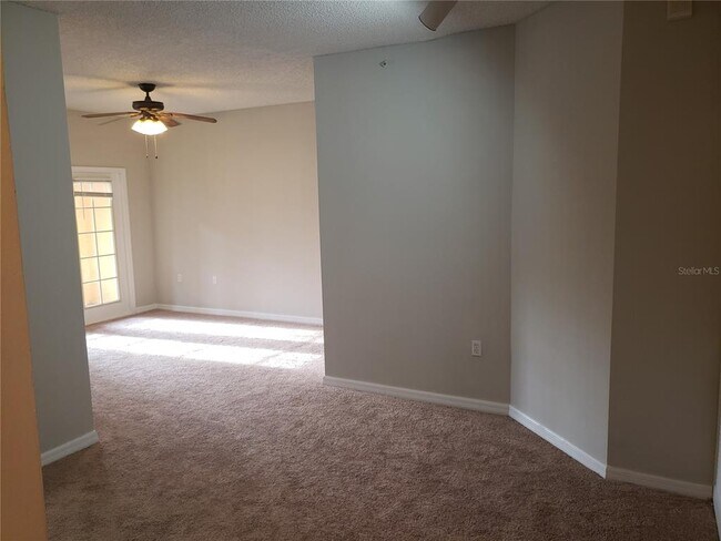 Building Photo - 10873 Windsor Walk Dr