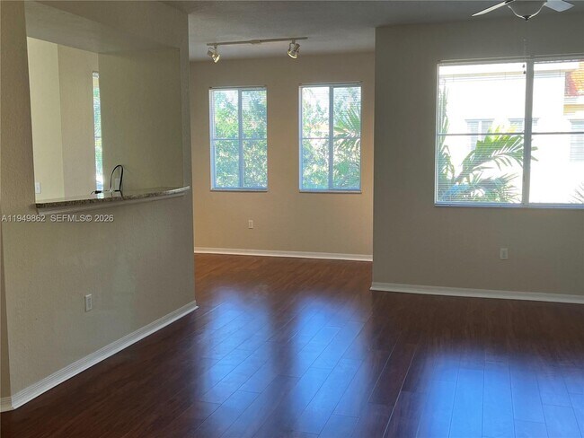 Building Photo - 11016 Legacy Dr