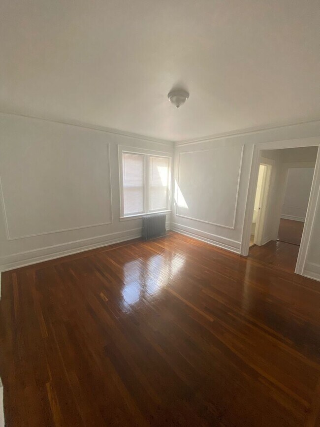 Interior Photo - 210 Springdale Ave