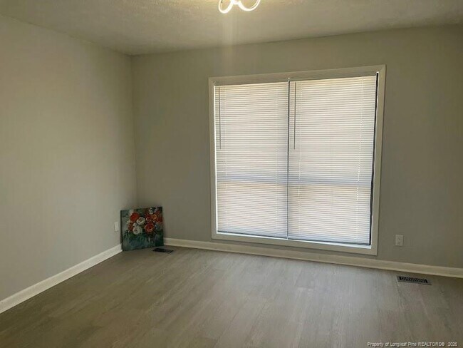 Building Photo - 1366 Worstead Dr