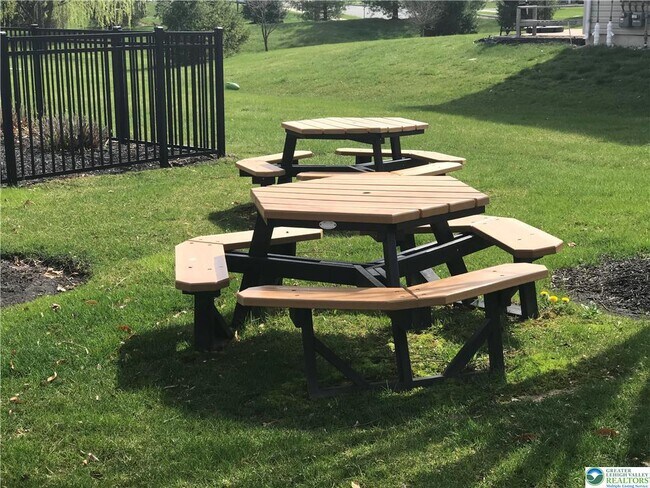 Building Photo - 8514 Gateway Rd