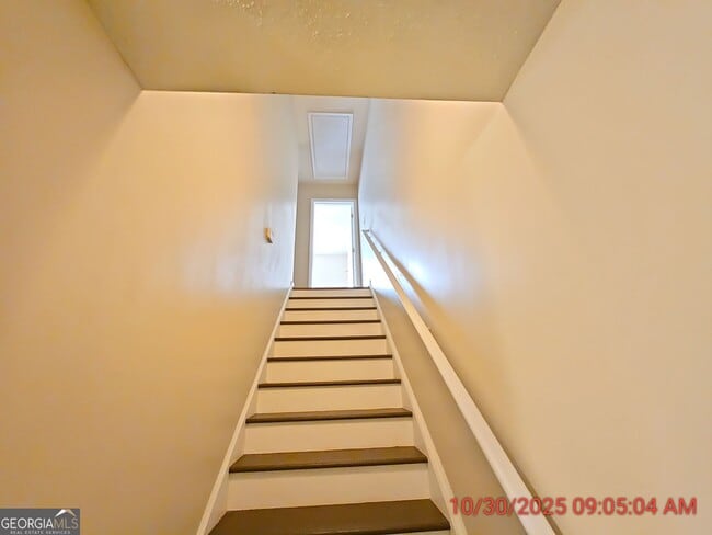 Building Photo - 540 Epris Ln