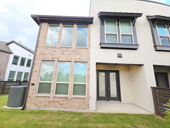 Building Photo - 16518 Amber Patina Ln