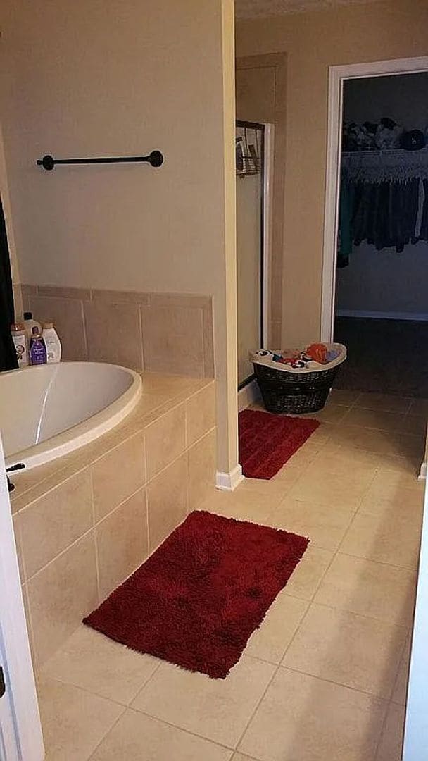 Building Photo - NE-Columbus & Ft Benning-4 Bedrooms & 2.5 full Baths