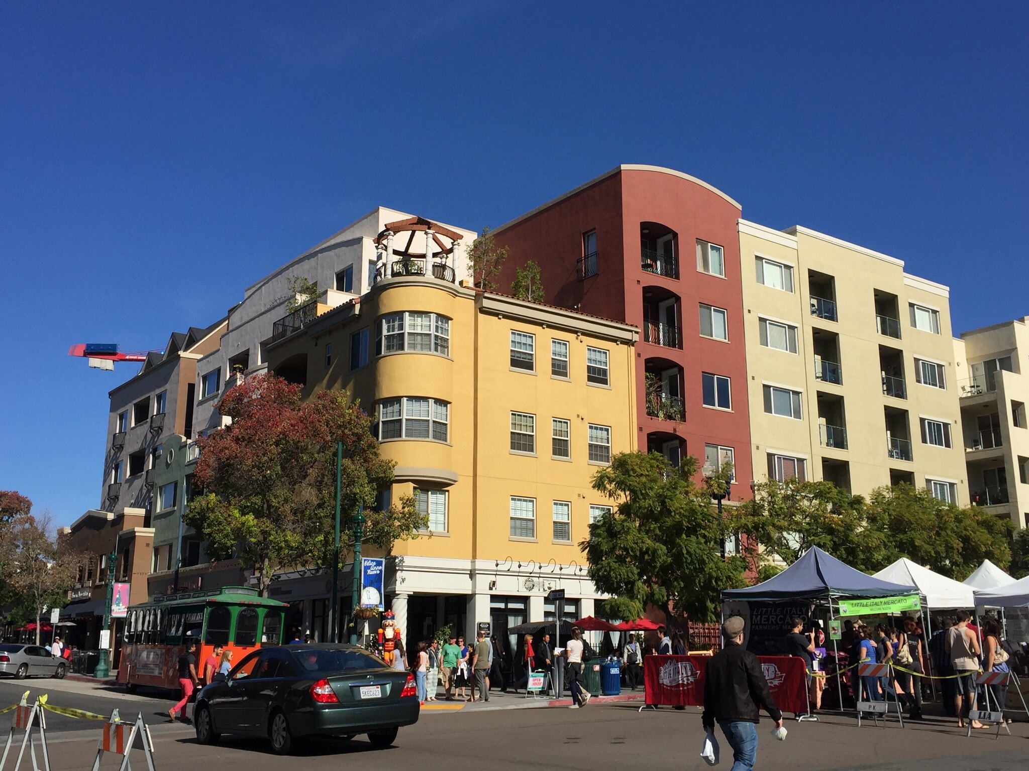 Building Photo - 1601 India St