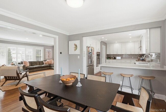 Building Photo - 221 Mamaroneck Rd