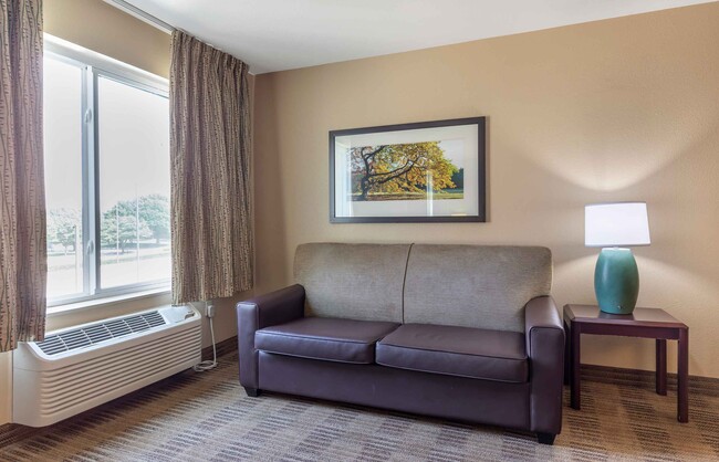 Building Photo - Furnished Studio-Dallas - Las Colinas - Ca...