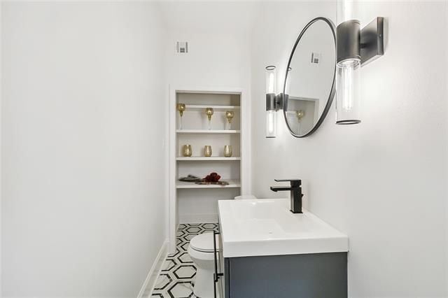 Building Photo - 426 W Genie St