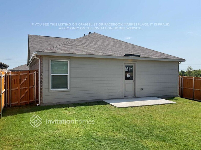 Building Photo - 1205 Canyon Wren Dr