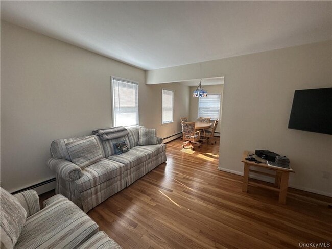 Building Photo - 153 Sickles Ave