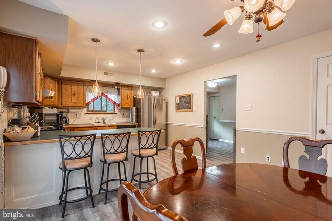 Building Photo - 3473 E Gate Pl