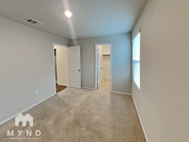 Building Photo - 15117 Siberian Elm Ln