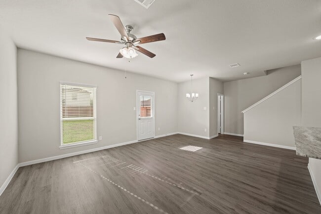 Building Photo - 15017 Alkay St