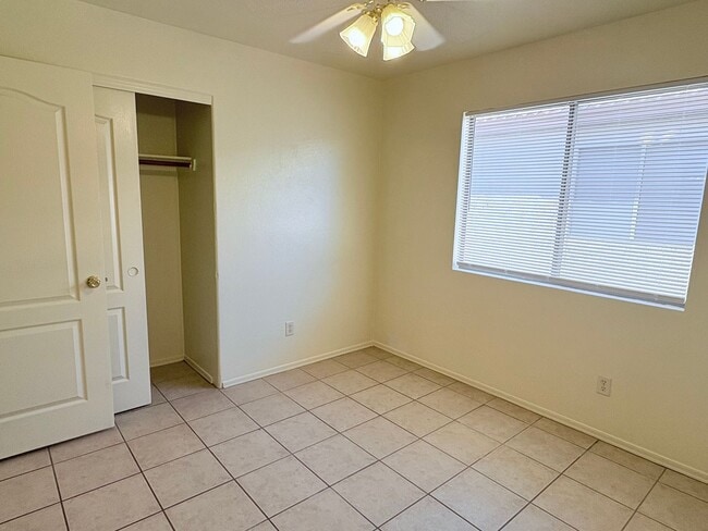 Building Photo - 3 bed/2 bath home on the north west side with garage and fenced yard