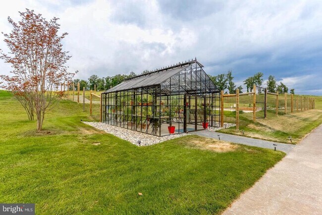 Building Photo - 1767 Hickory Wds Rd