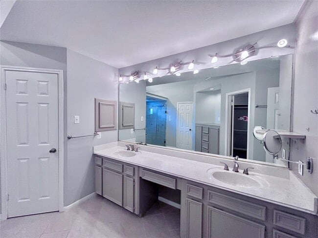 Building Photo - 8114 Brighton Pl Ct