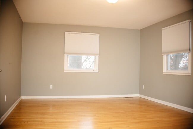 Building Photo - 1449 Jill Dr