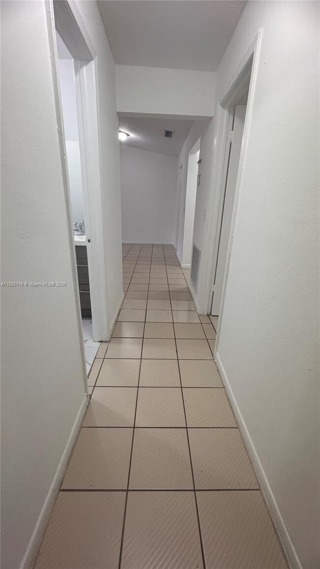 Building Photo - 20450 NW 29th Pl