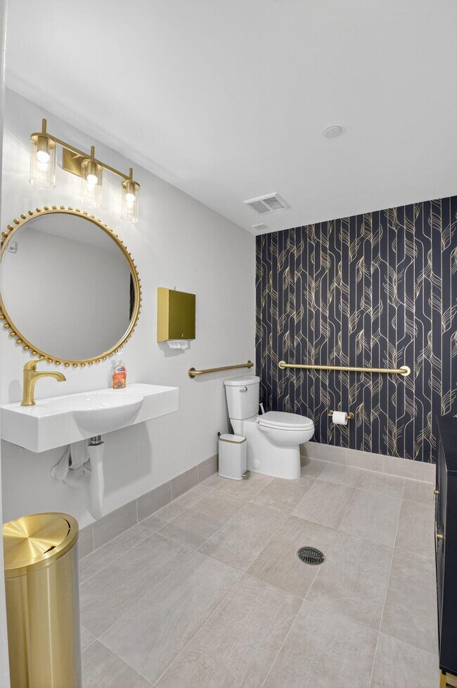 Building Photo - 233 S Federal Hwy